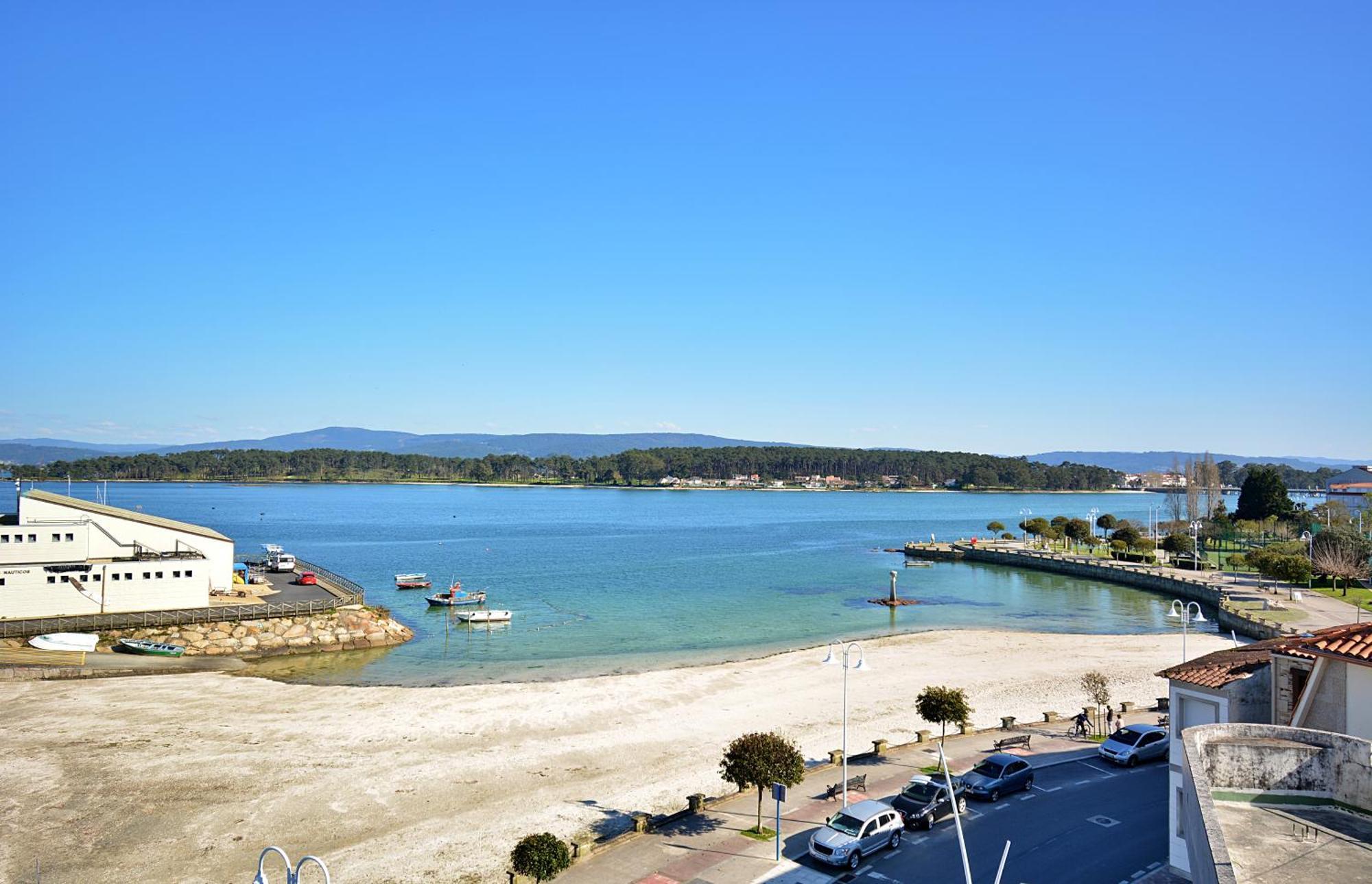 Apartamento Con Terraza Frente Al Mar En O Grove Exterior photo