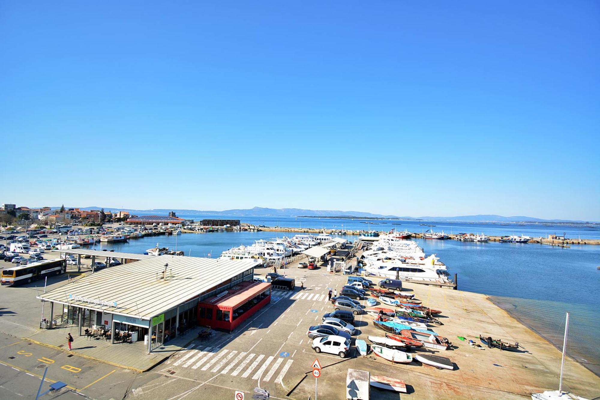 Apartamento Con Terraza Frente Al Mar En O Grove Exterior photo